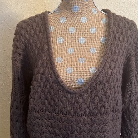 Free People Chunky Knit Crochet Brown Owersized Sweater medium size - Picture 4 of 7